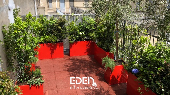 Balcone-rosso-finito