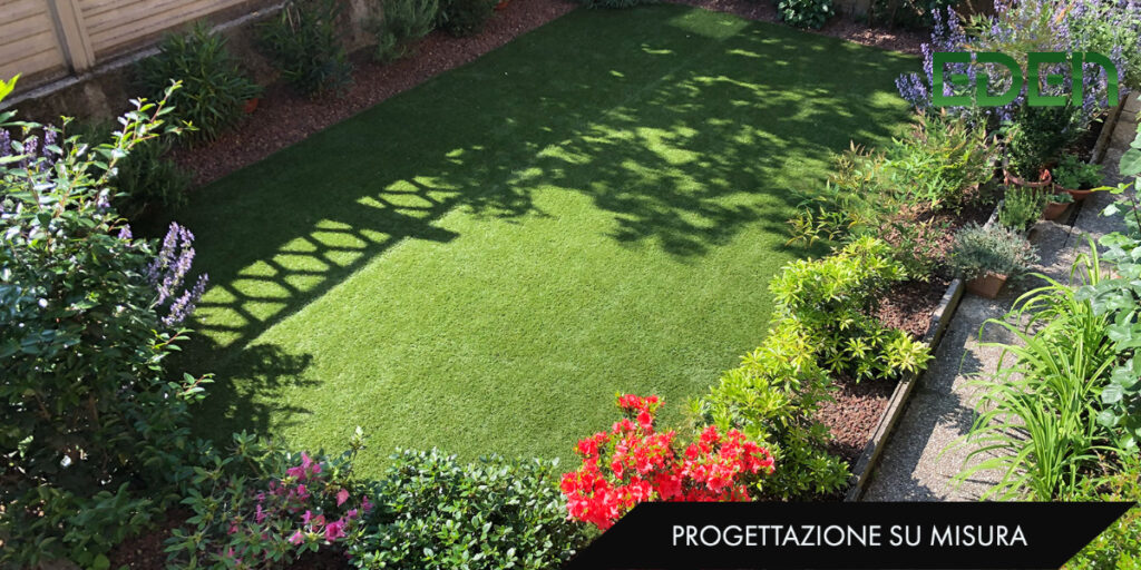 Giardino sintetico con fioriere